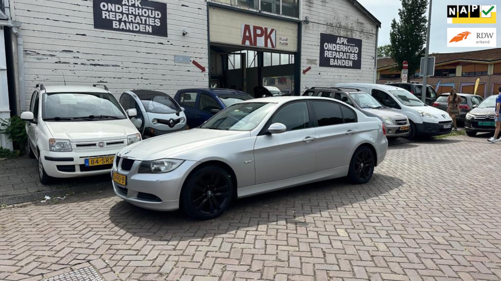 BMW 3-serie - 318i 318i - AutoWereld.nl