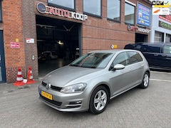 Volkswagen Golf - 1.4 TSI Highline 5drs Navi Clima Schade NAP