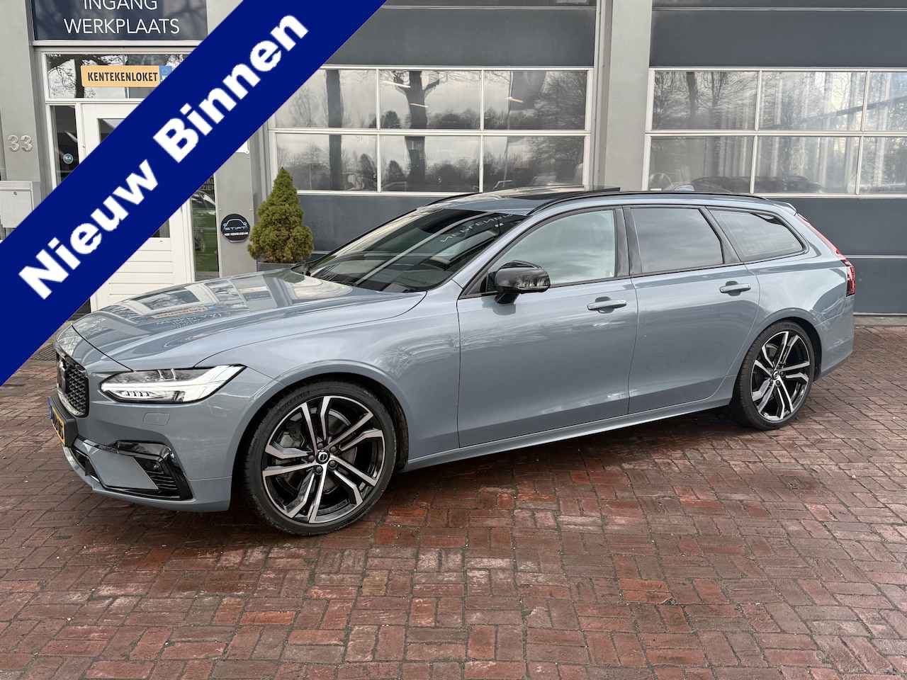 Volvo V90 - R-Design | Panoramadak • Harman/Kardon • Winterpakket • Camera - AutoWereld.nl