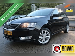 Skoda Rapid - 1.2 TSI Elegance, TREKHAAK, NAVI, CRUISECONTROL