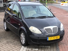 Lancia Musa - 1.4-16V Platino NW APK / L.M. VELGEN / HALF LEER