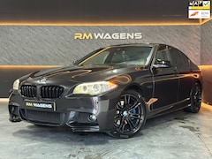 BMW 5-serie - 520i|PANO|LEDER|MEMORY
