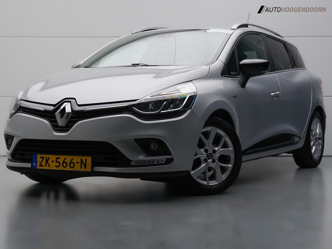 Renault Clio Estate - 0.9 TCe Limited (APPLE CARPLAY,LED VERLICHTING,KEYLESS,PREMIUM SOUND,CLIMATE,CAMERA.LM-VEL - AutoWereld.nl