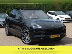 Porsche Cayenne - 3.0 E-Hybrid / Panoramadak / Camera / Head-up / 21'' / Achterasbesturing / Luchtvering / S