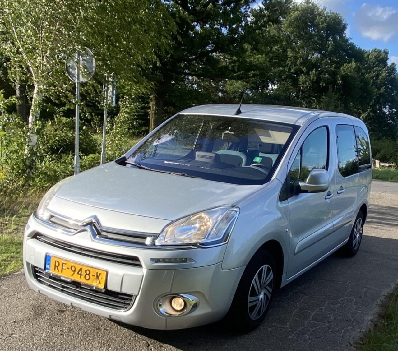 Citroën Berlingo - 1.6 e-HDi Tendance 1.6 e-HDi Tendance - AutoWereld.nl