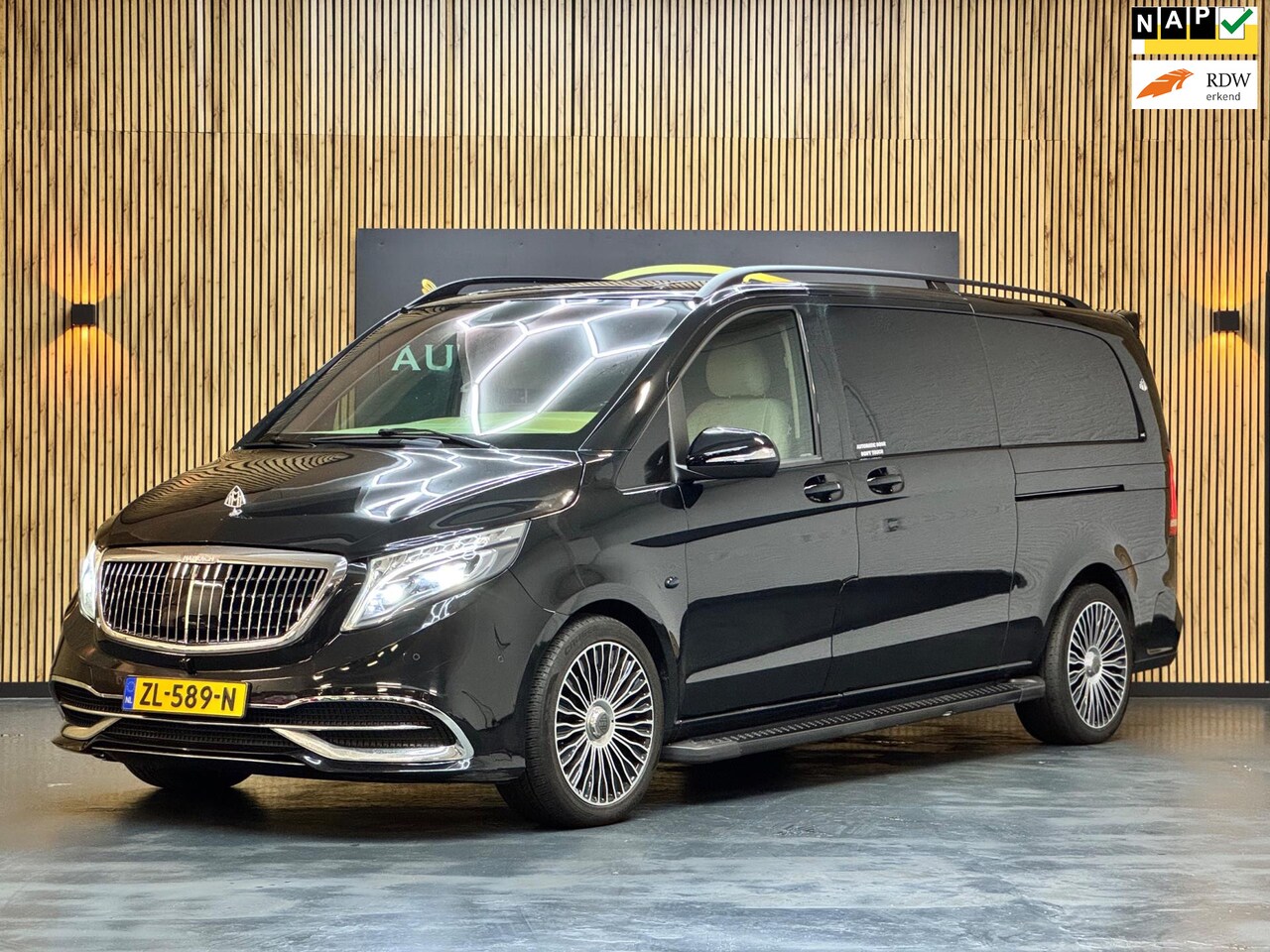 Mercedes-Benz Vito Tourer - 116 BlueTEC Pro Extra Lang/maybach/9pers/xenon/schuifdeuren elek - AutoWereld.nl
