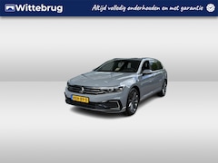 Volkswagen Passat Variant - 1.4 TSI PHEV GTE Business / Panorama dak / Elektrisch verstelbare stoelen / Massage functi
