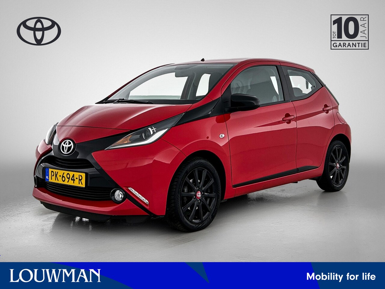 Toyota Aygo - 1.0 VVT-i x-clusive Automaat Limited | Climate control | LM velgen | Full map navigatie | - AutoWereld.nl