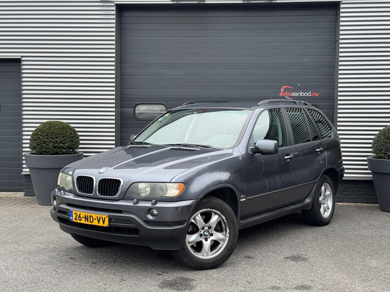 BMW X5 - 3.0i Executive | Navigatie | Lederen Bekleding | Climate Control | Lichtmetalen Velgen | - AutoWereld.nl