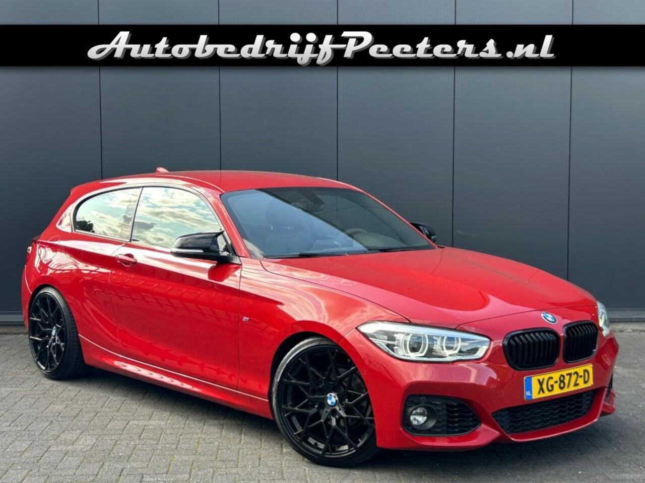 BMW 1-serie - 116i M Sport Shadow Leder Navi LED Camera H/K NL-auto - AutoWereld.nl