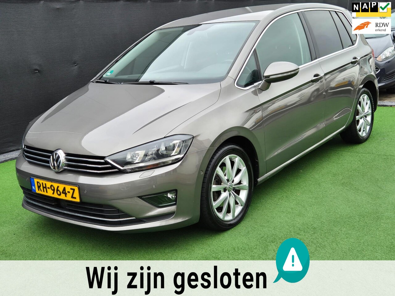 Volkswagen Golf Sportsvan - 1.4 TSI Highline AUTOMAAT! - AutoWereld.nl