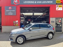 Skoda Kamiq - 1.0 TSI Ambition Automaat/ Camera achter/ Parkeersensoren achter/ Rijklaarprijs