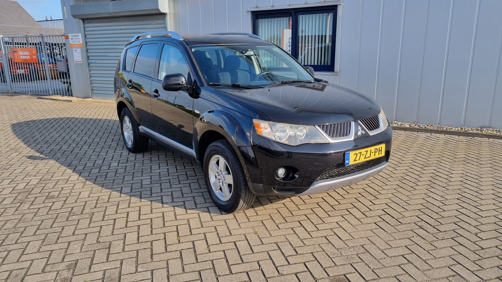 Mitsubishi Outlander - 2.4 Intro Edition 2WD 2.4 Intro Edition 2WD - AutoWereld.nl
