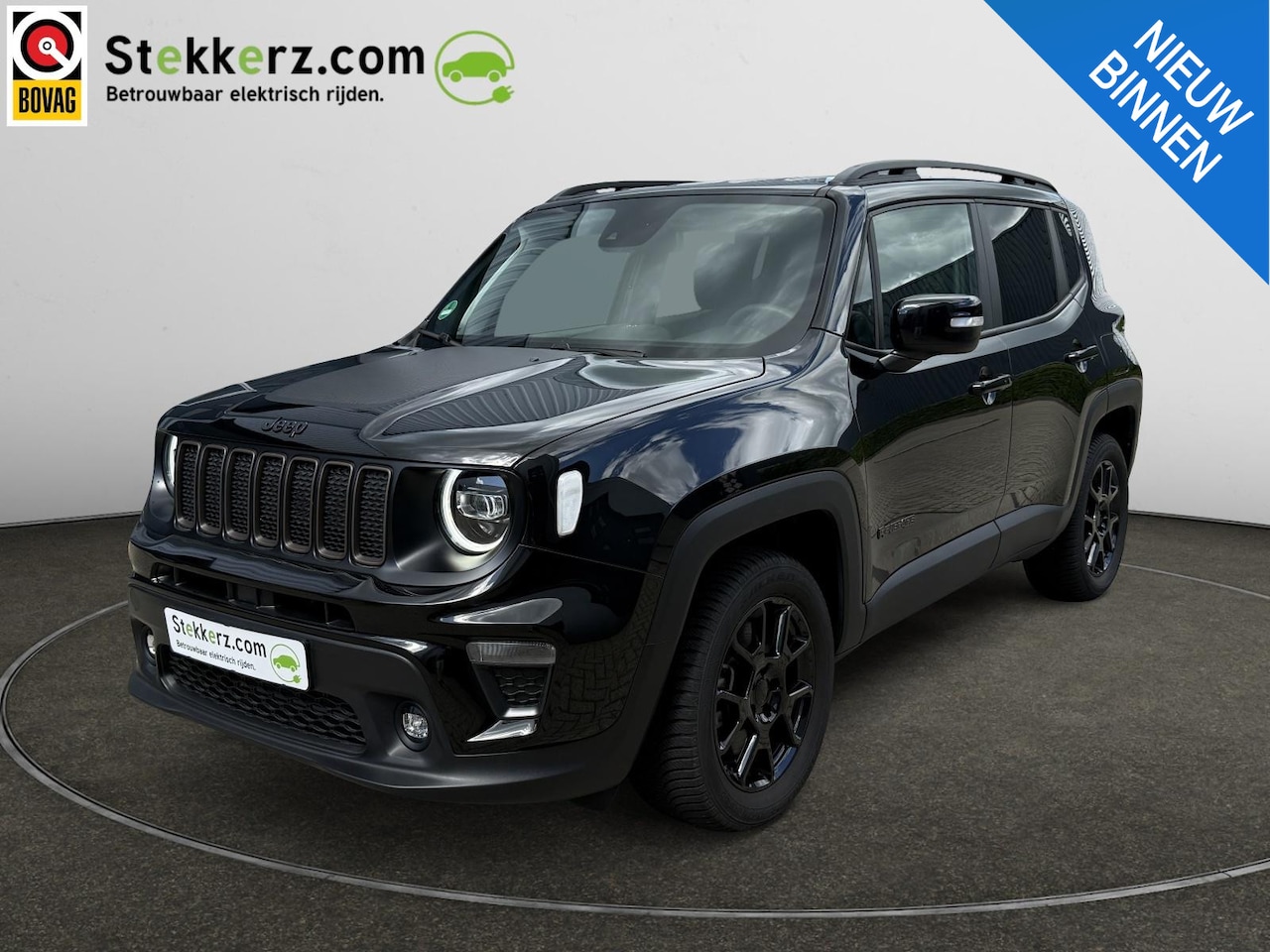 Jeep Renegade - 4xe 190 Plug-in Hybrid Electric Limited Slechts 9.330 km! - AutoWereld.nl