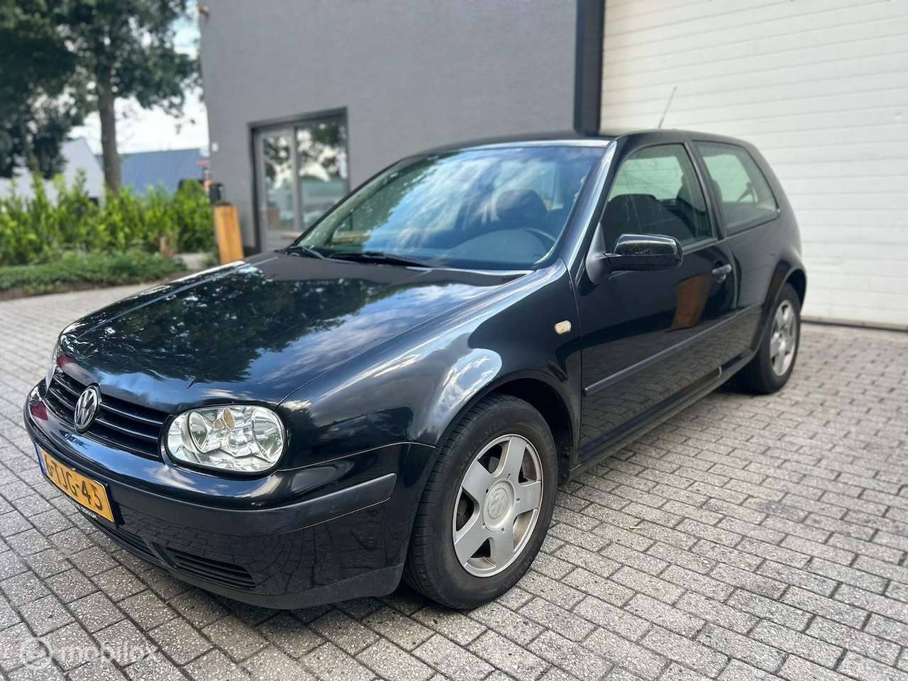Volkswagen Golf - 1.4-16V / AIRCO / inruil mogelijk / Scherm / - AutoWereld.nl