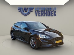Ford Focus - 1.5 EcoBoost 150 PK ST Line Automaat - NL Auto - Winter Pack