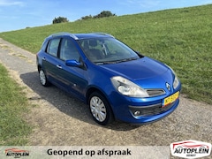 Renault Clio Estate - 1.2-16V Corporate
