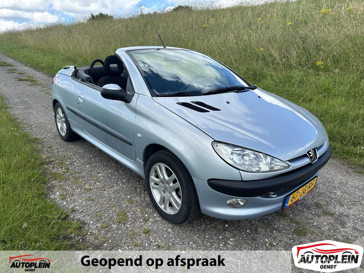 Peugeot 206 CC - 1.6-16V TOPSTAAT!! - AutoWereld.nl