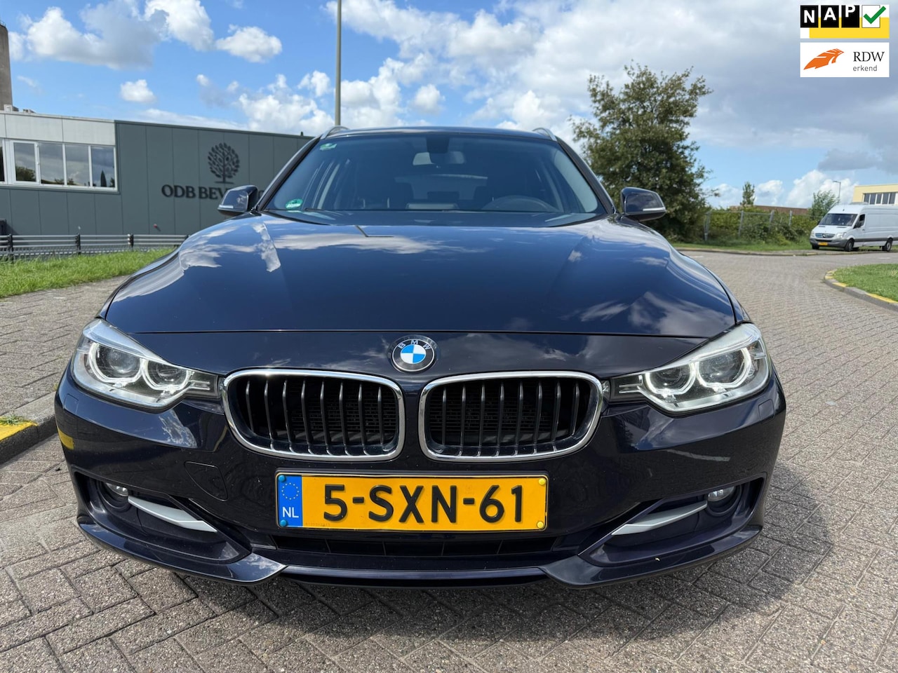 BMW 3-serie Touring - 316i Executive Sport 316i Executive Sport - AutoWereld.nl