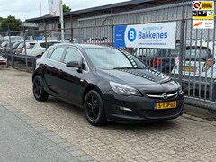 Opel Astra - 1.4 Business + | Airco | Cruise | Navi