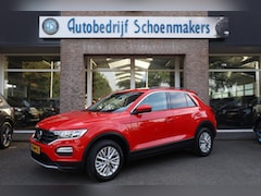 Volkswagen T-Roc - 1.0 TSI Style Business CARPLAY ACC STOELVERW. LANE-ASSIST 2xPDC LMV ENZ