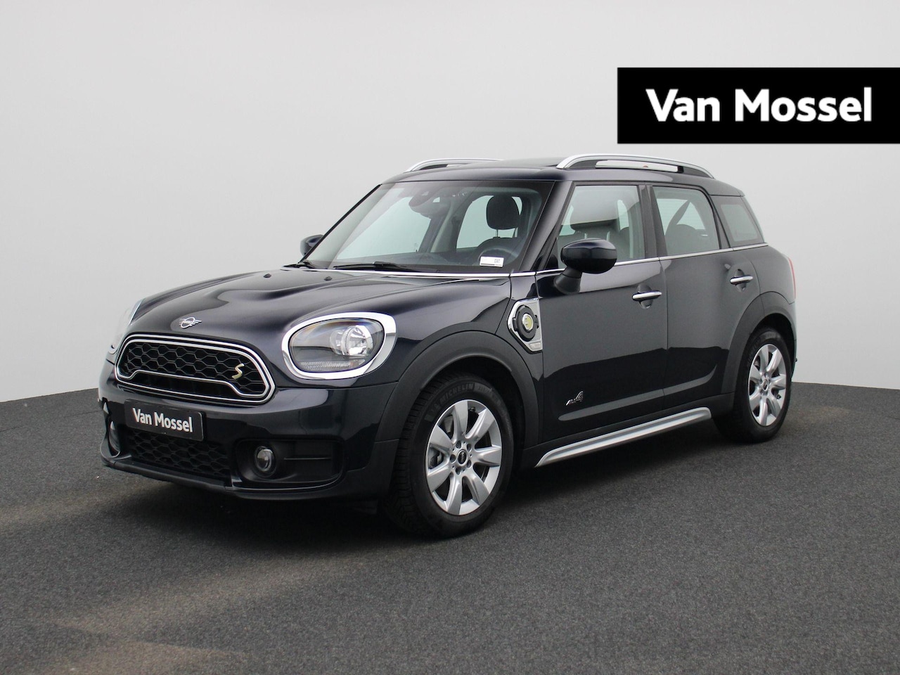 MINI Countryman - 1.5 Cooper ALL4 Pepper | Automaat | Navigatie | Panoramadak | Cruise Control | Comfort Acc - AutoWereld.nl