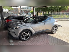 Toyota C-HR - 1.8 Hybrid Style | Trekhaak | Keyless Entry | Parkeersensoren | LMV