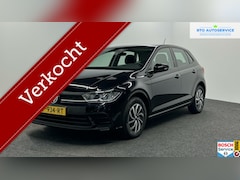 Volkswagen Polo - 1.0 TSI Life Business ECC LM CRUISE NAVIGATIE CARPLAY LED