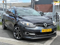 Renault Mégane Estate - 1.2 TCe Bose | Navigatie | Trekhaak | 17”LMV | Clima |