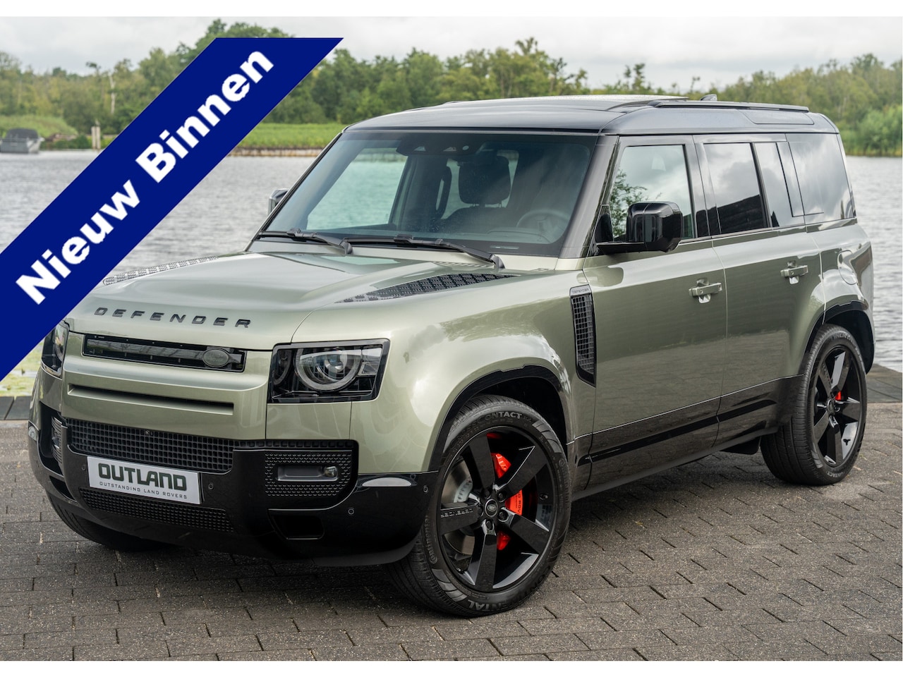 Land Rover Defender 110 - P300e X-Dynamic HSE | 6-Persoons | Alle Opties | Pangea Green - Ebony leder | Meridian Sur - AutoWereld.nl