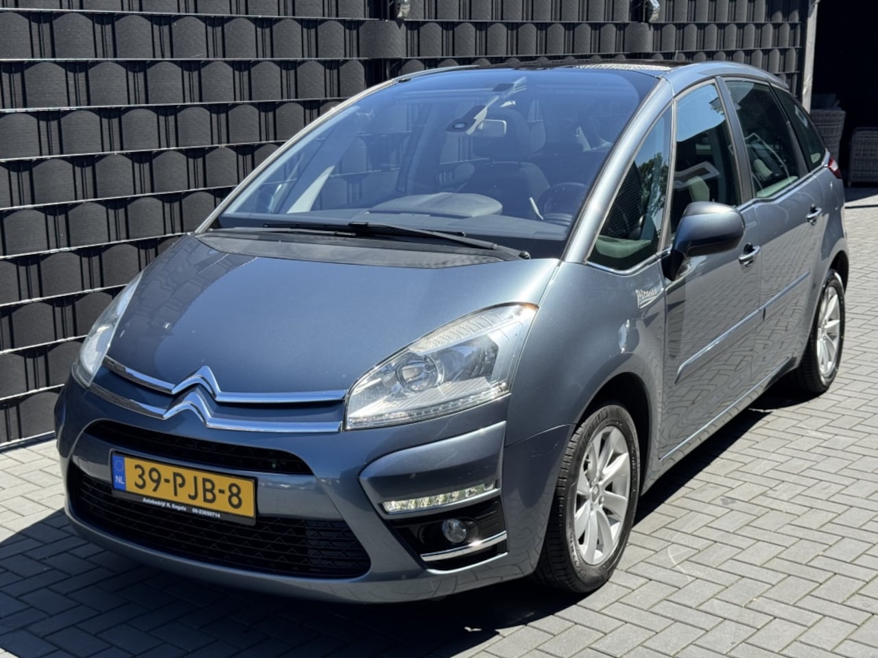 Citroën C4 Picasso - 1.6 THP TENDANCE EGS| AUTOMAAT| PANO| 102DKM NAP - AutoWereld.nl