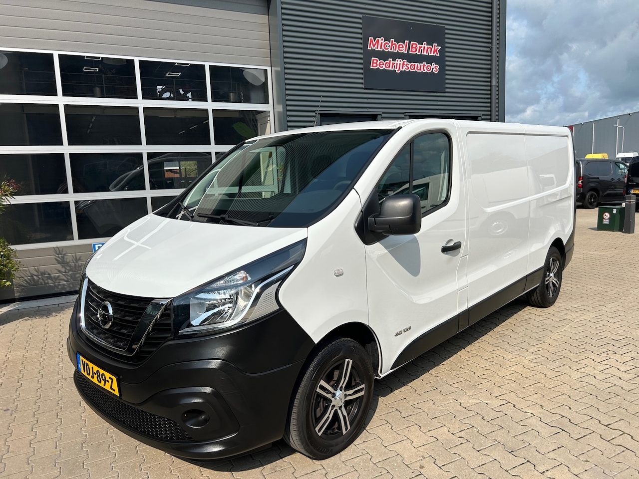 Nissan nv300 - 1.6 dCi 125 L2H1 Acenta S&S - AutoWereld.nl