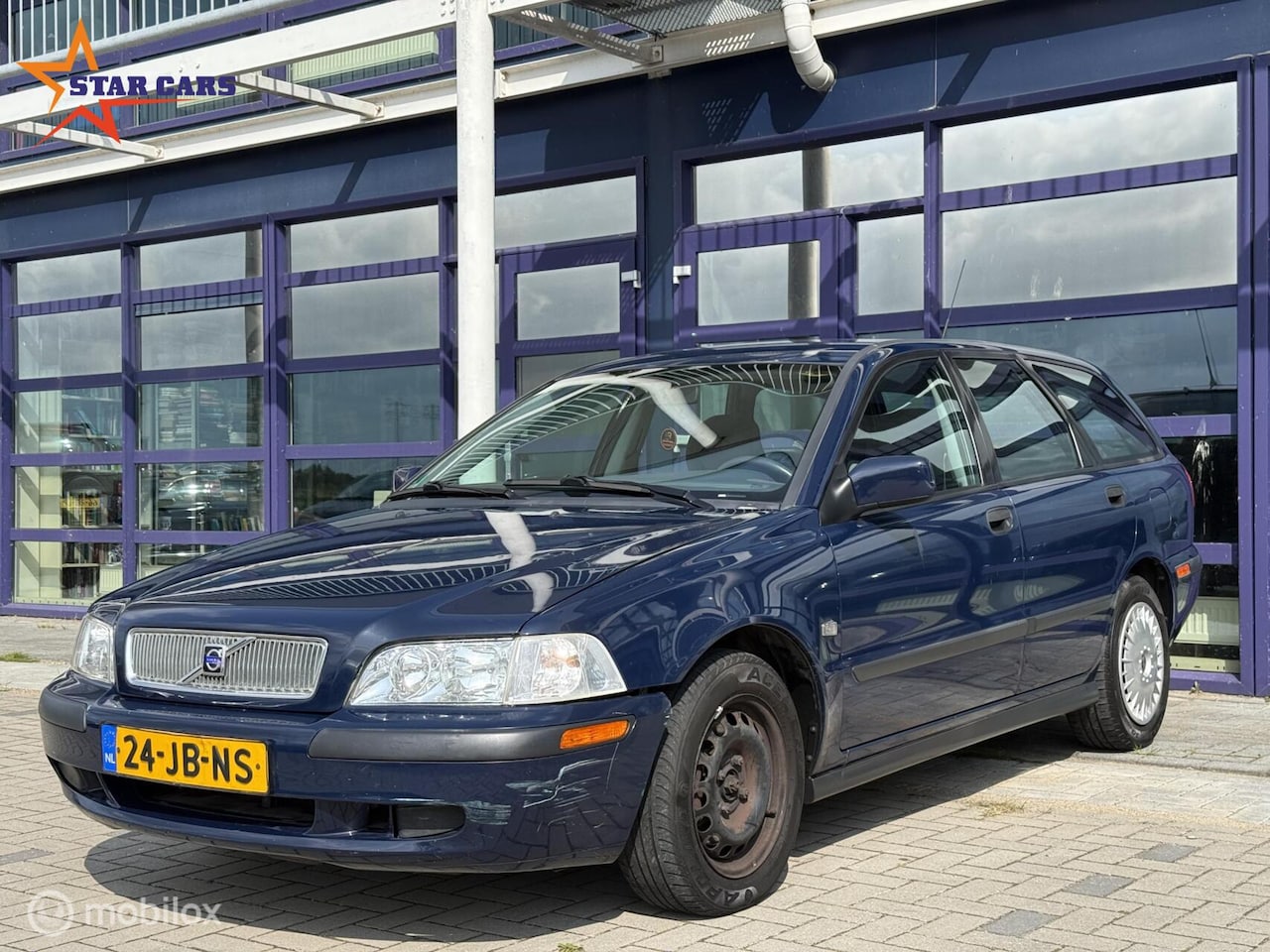 Volvo V40 - 1.8| Airco| Cruise| APK| Elec Pakket - AutoWereld.nl