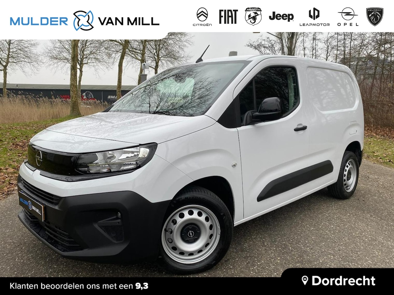 Opel Combo - L1 1.5 BlueHDi 100pk | 3-zits | Houten afwerking laadruimte | NAVI | Multimedia | Apple Ca - AutoWereld.nl