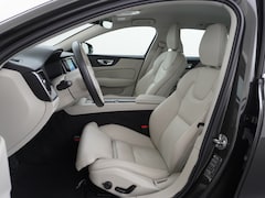 Volvo V60 - 2.0B3 AUT-7 177PK Inscription Leer MHEV Apple Carplay Android Auto Harman&Kardon Prem.Aurd