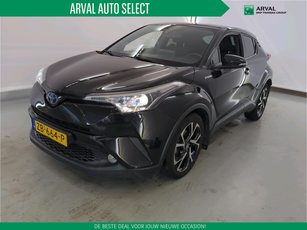 Toyota C-HR - 1.8 Hybrid 122pk Automaat Dynamic | Navigatie | Stoelverwarming | Achteruitrijcamera | 18" - AutoWereld.nl