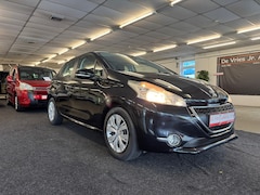 Peugeot 208 - 1.2 VTi Envy. 1e eigenaar, dealer onderhouden, 5-drs met touchscreen /BT