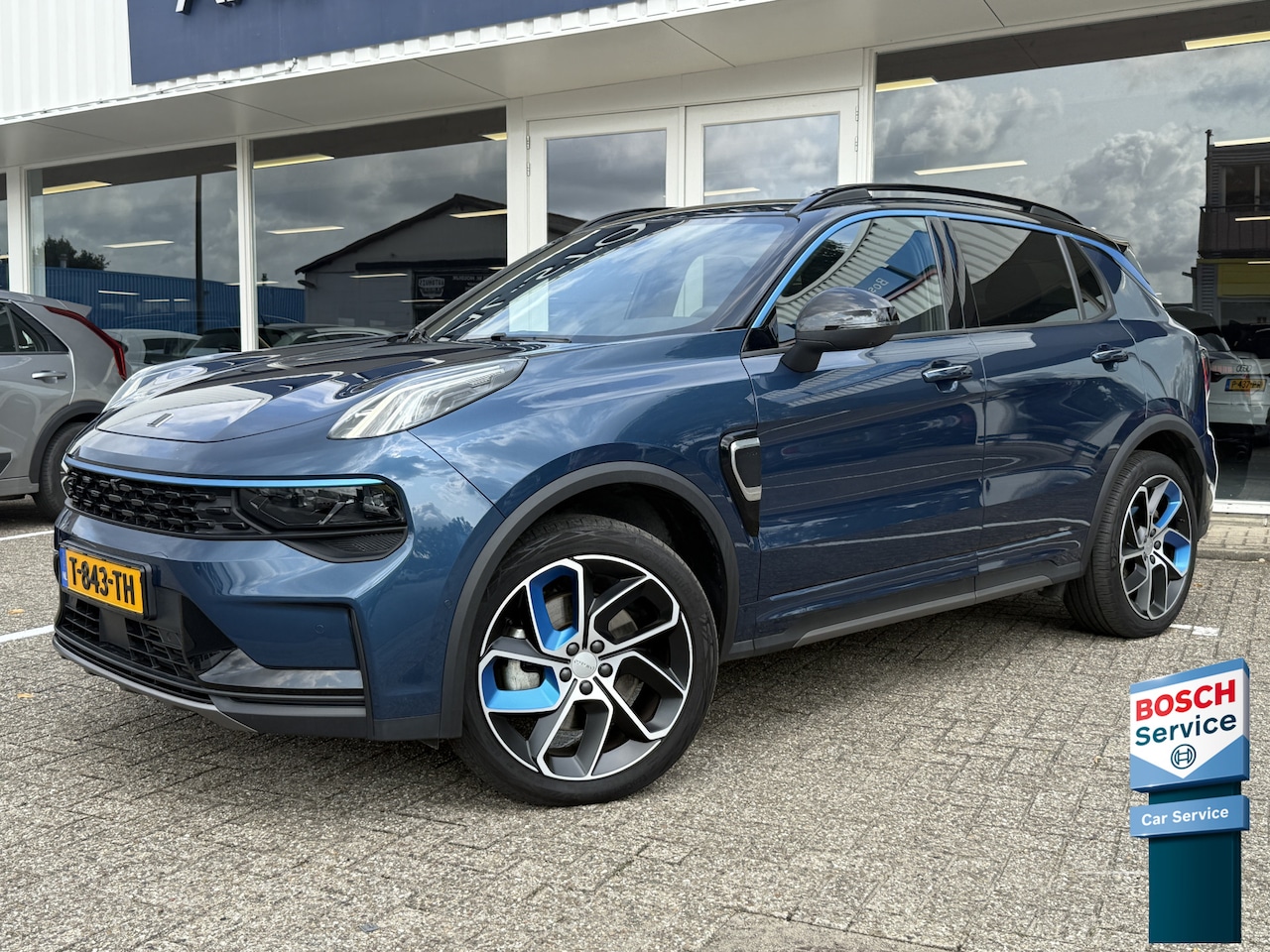 Lynk & Co 01 - 1.5 | Automaat | Zwarte hemel | LED | 360 camera | Keyless | Adapt. Cruise | Apple Carplay - AutoWereld.nl
