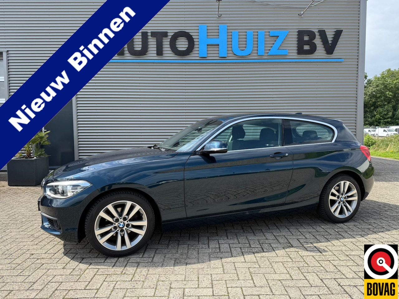 BMW 1-serie - 118i Centennial Executive Automaat All season banden - AutoWereld.nl