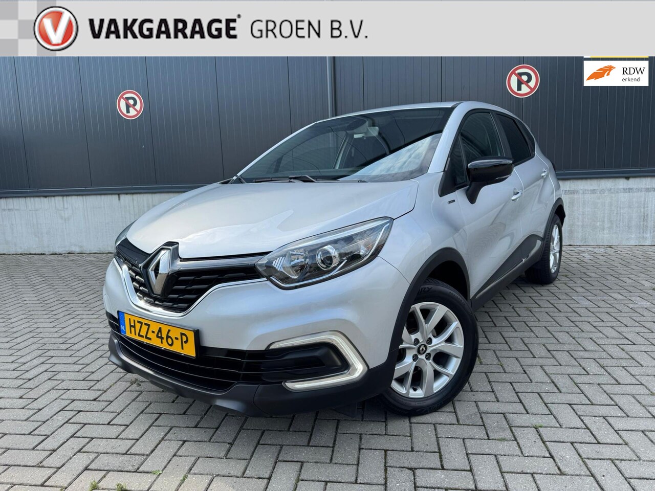 Renault Captur - 0.9 TCe Limited / climate / cruise / Keyless / PDC ! - AutoWereld.nl
