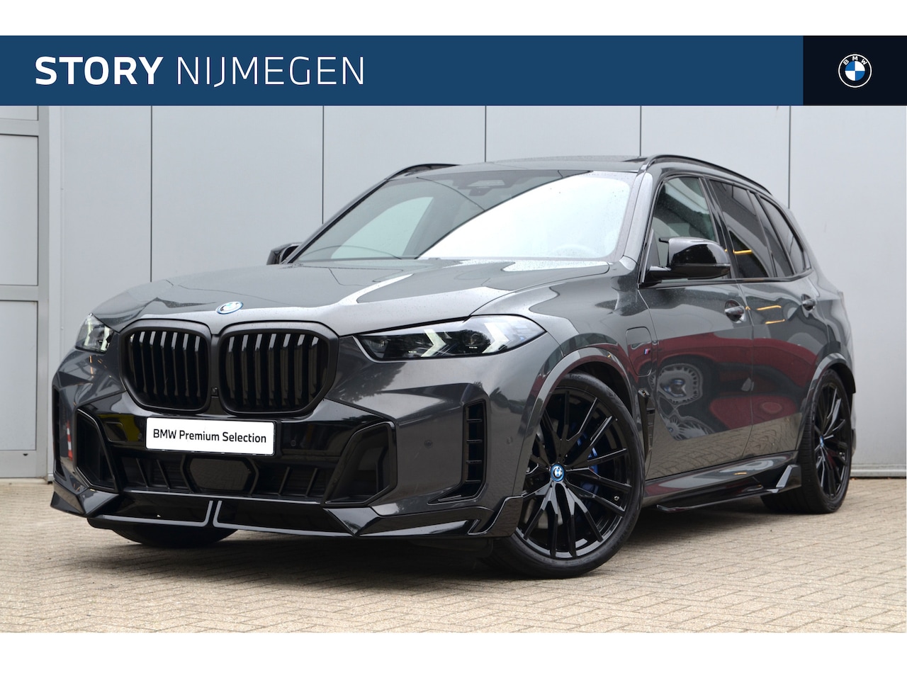 BMW X5 - xDrive50e High Executive M Sport Automaat / Panoramadak / Trekhaak / Parking Assistant Pro - AutoWereld.nl