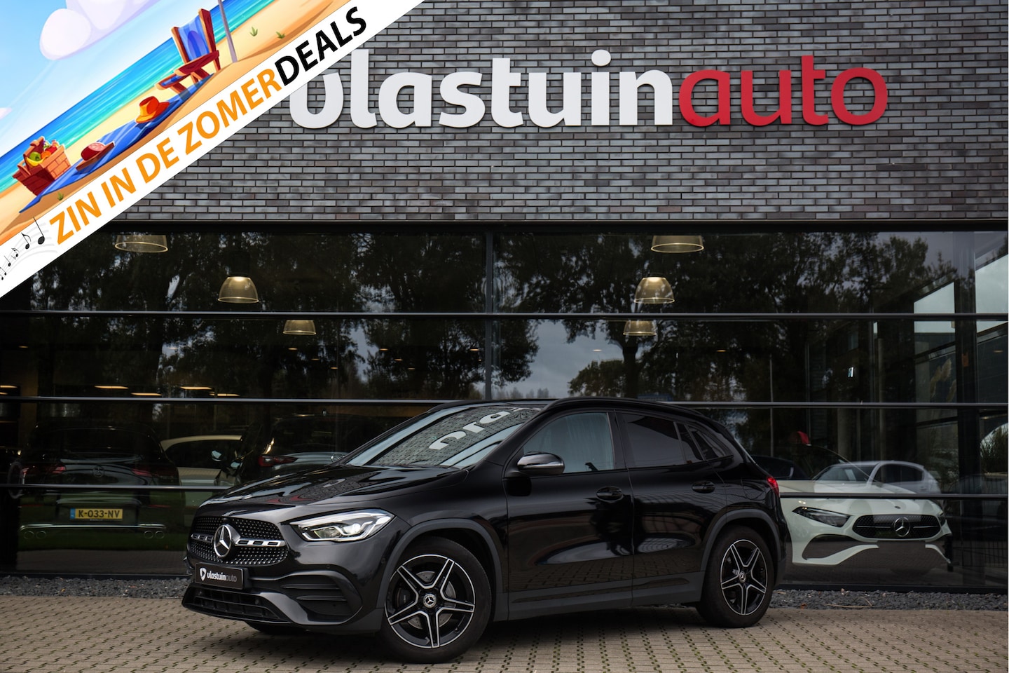 Mercedes-Benz GLA-Klasse - 200 AMG Line 200 AMG Line ,Trekhaak, Rood Stiksel - AutoWereld.nl
