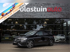 Mercedes-Benz GLA-Klasse - 200 AMG Line , Trekhaak, Rood Stiksel