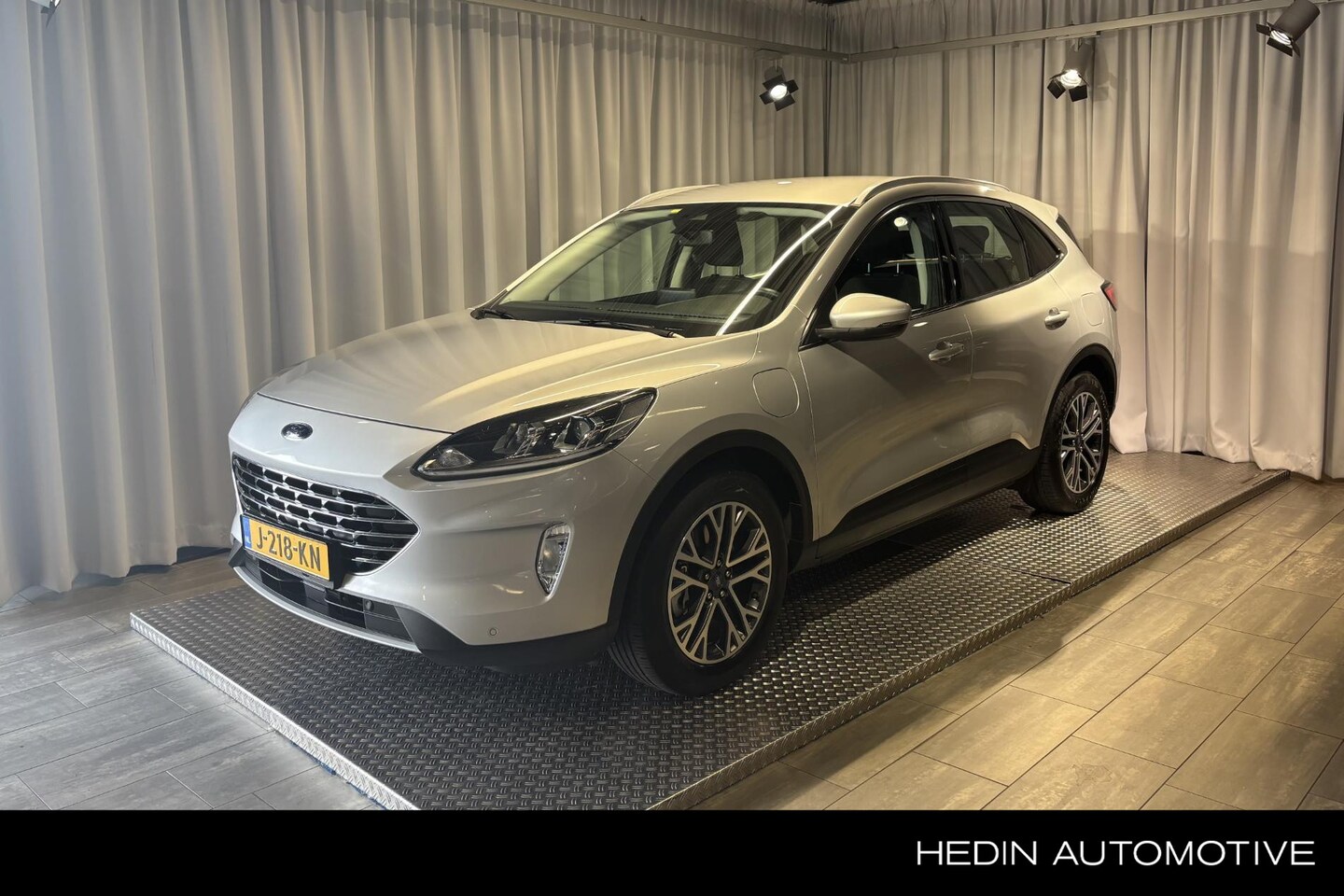Ford Kuga - 2.5 PHEV Titanium 18" | Elektrische Klep | Winter Pack - AutoWereld.nl