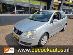 Volkswagen Polo - 1.2-12V Optive/AIRCO