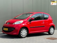 Peugeot 107 - 1.0-12V BJ 2006/ NIEUWE APK/ CARPLAY OPTIE