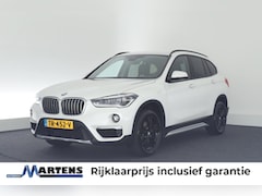 BMW X1 - sDrive20i 192pk Orange Edition II Head-Up Keyless Stoelverwarming Leder Navigatie