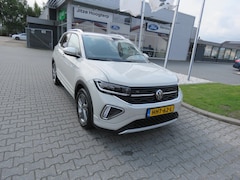 Volkswagen T-Cross - 1.0 TSI R-Line , NAVI, ADAP CRUISE, WINTER PAKKET, 14958KM