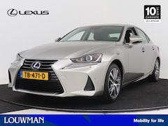 Lexus IS - 300h Hybrid Business Line | Navigatie | Half Leer | Stoelverwarming | LED koplampen | Park