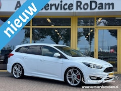 Ford Focus Wagon - 1.5 Titanium Edition